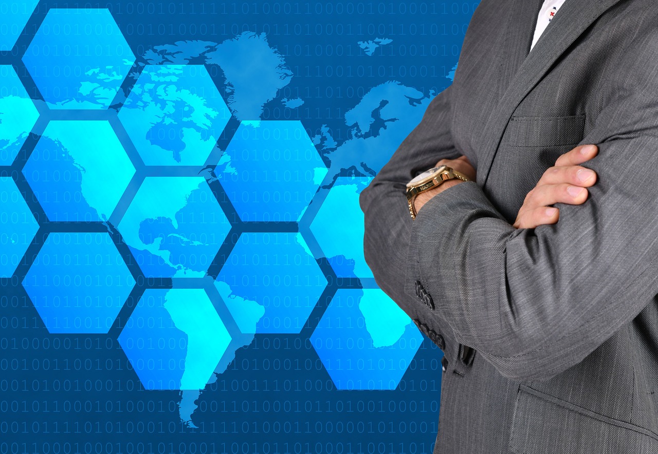 支付宝认证资料：战甲网app 详情下载教程